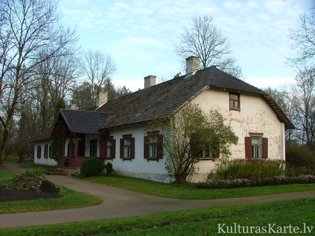 Raiņa muzeja "Jasmuiža" galvenā ēka