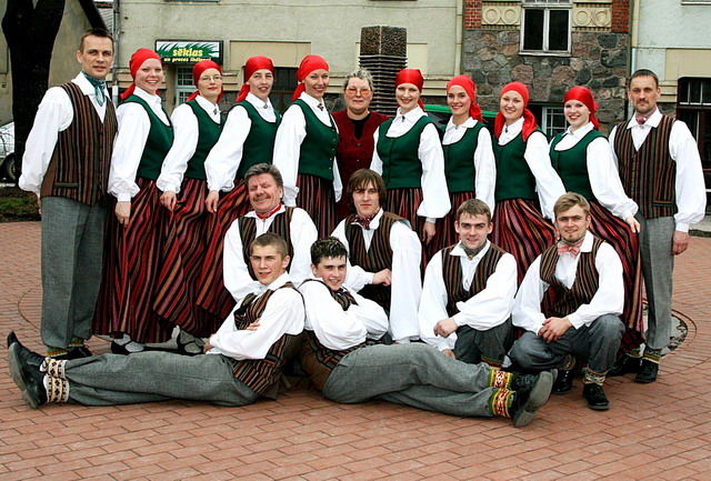 Tie esam mēs